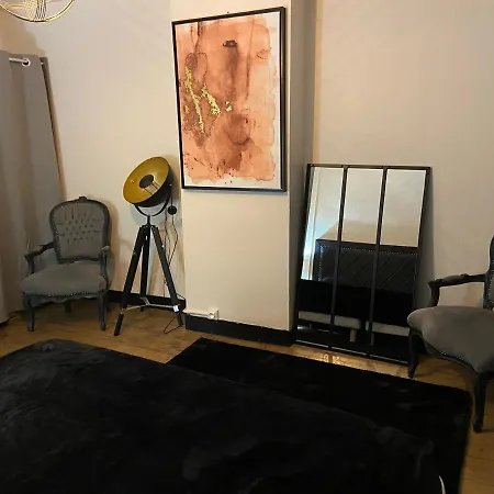 וילה Vieille Rose *